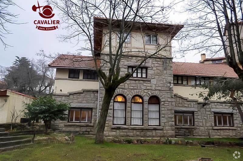 Retail in Los Molinos, Madrid for sale Primary Photo- Image 1 of 1