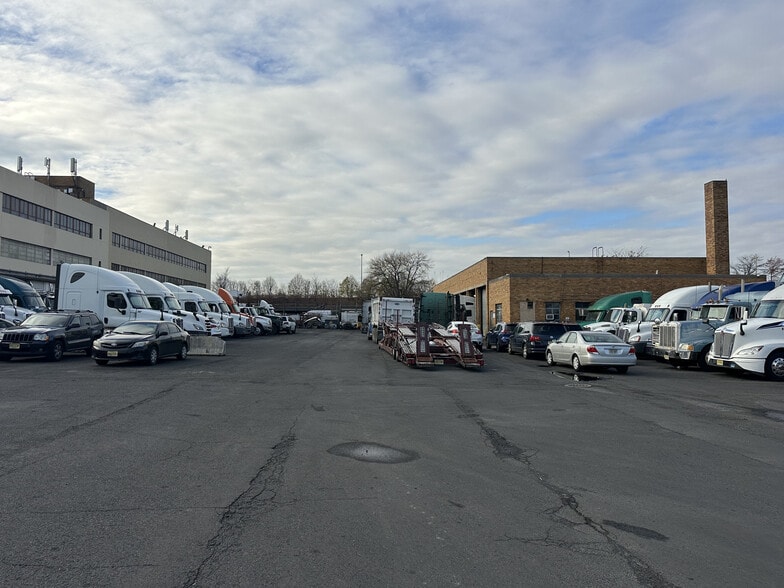 93 Avenue K, Newark, NJ for lease - Building Photo - Image 3 of 7