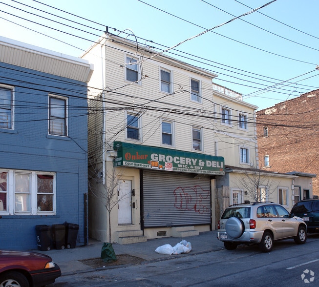 76 Van Duzer St, Staten Island, NY for sale - Primary Photo - Image 1 of 1