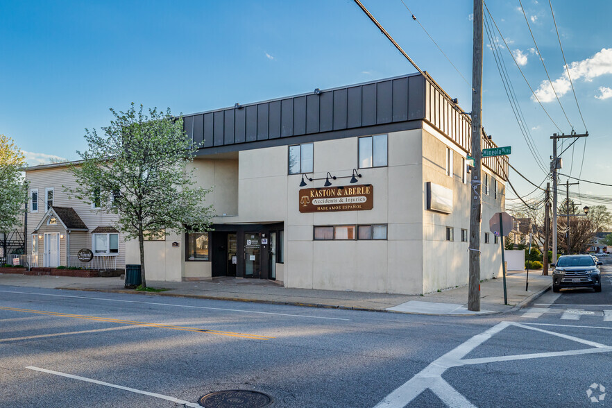 259 Mineola Blvd, Mineola, NY for sale - Building Photo - Image 1 of 1