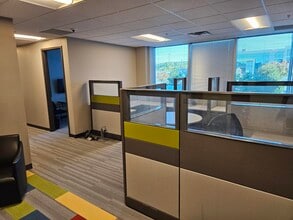 656-676 E Swedesford Rd, Wayne, PA for lease Interior Photo- Image 2 of 4