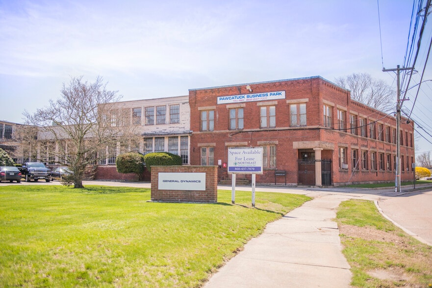 100 Mechanic St, Pawcatuck, CT for lease - Building Photo - Image 1 of 6