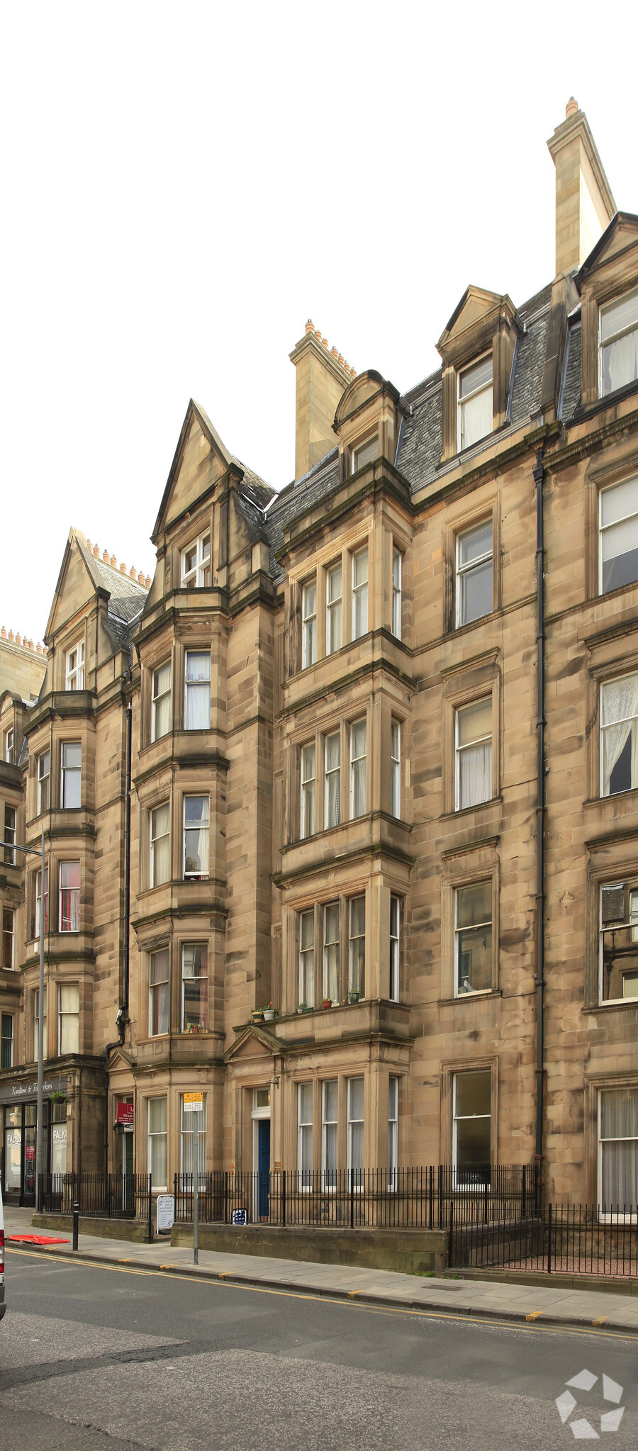 187-189 Bruntsfield Pl, Edinburgh for sale Primary Photo- Image 1 of 2