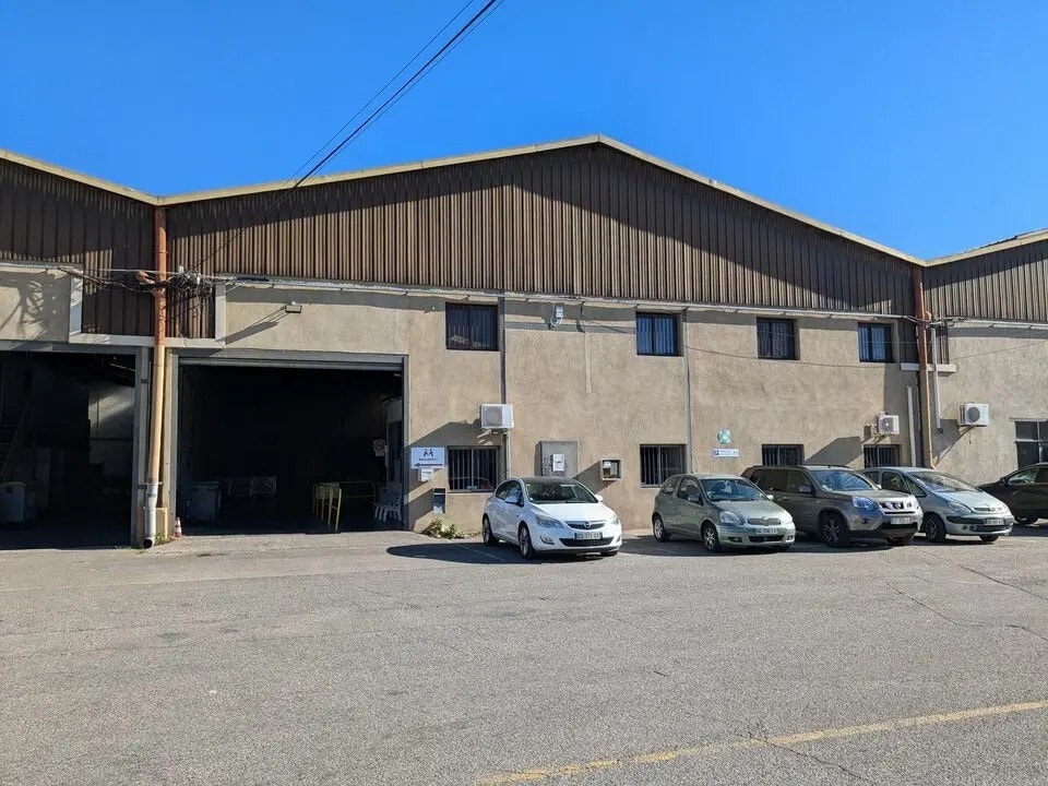 151 Avenue Ibrahim Ali ( 1977-1995), Marseille for lease Building Photo- Image 1 of 43