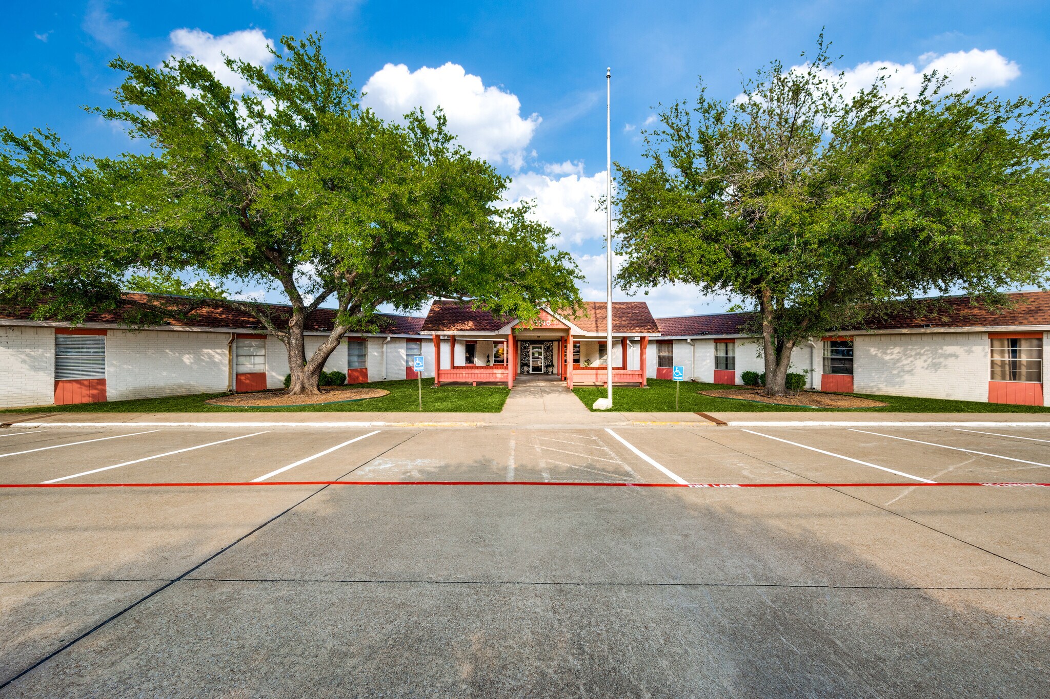 1710 N McDonald St, McKinney, TX for sale Building Photo- Image 1 of 1