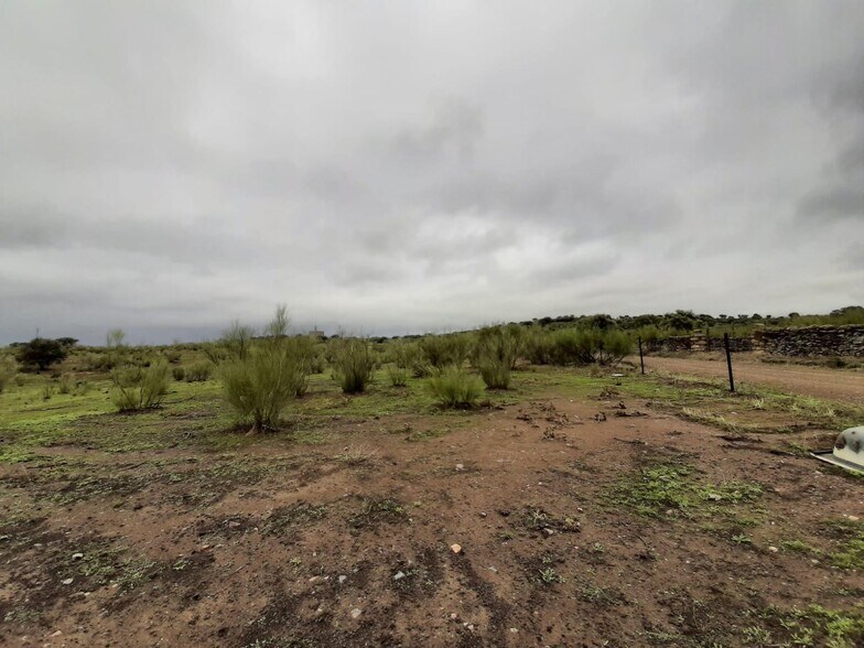 Land in Cáceres for sale - Building Photo - Image 2 of 7