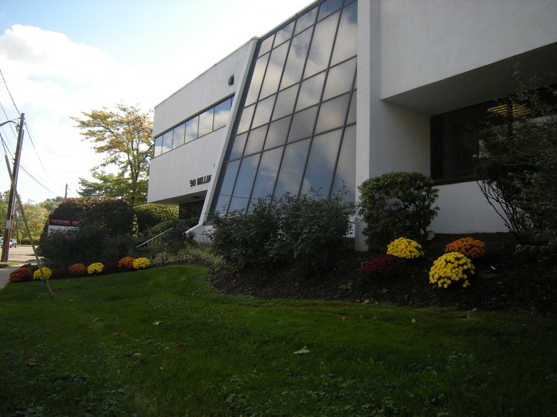 90 Millburn Ave, Millburn, NJ for lease - Building Photo - Image 3 of 3