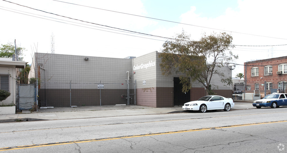 147-155 Mission Rd, Los Angeles, CA for lease - Primary Photo - Image 3 of 7