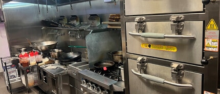 318 Bedford Ave, Brooklyn, NY for lease Interior Photo- Image 2 of 5