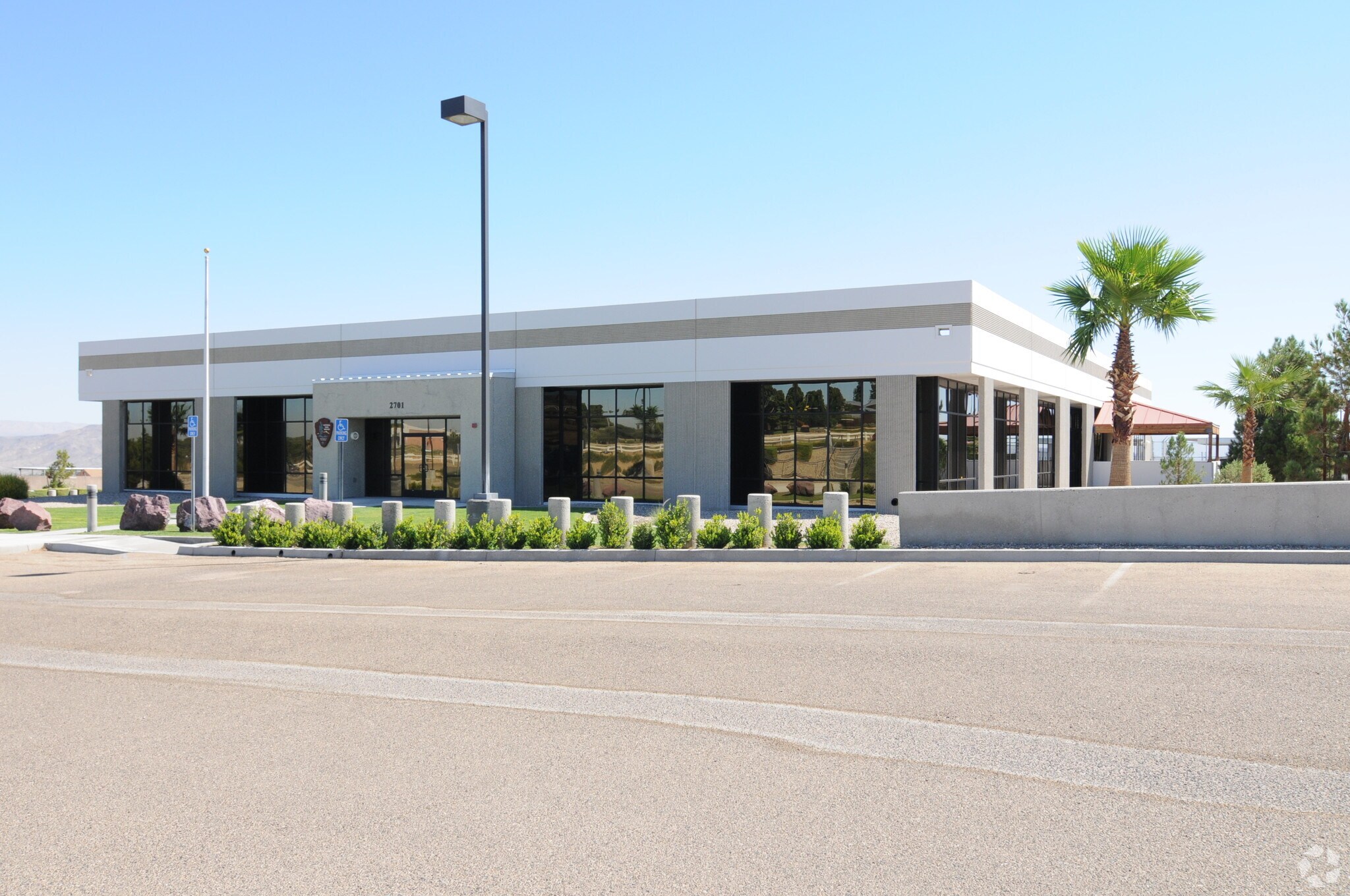 2701 Barstow Rd, Barstow, CA 92311 Office for Sale
