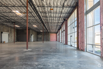 2040 Commerce Ave, Concord, CA for lease Interior Photo- Image 2 of 4