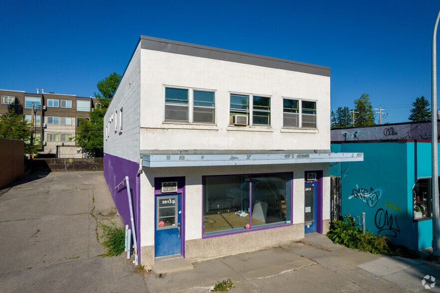 Bankview & Miranda Loop Land Assembly portfolio of 3 properties for sale on LoopNet.com - Primary Photo - Image 1 of 2