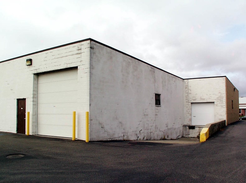 50 Keyland Ct, Bohemia, NY for sale - Building Photo - Image 2 of 5