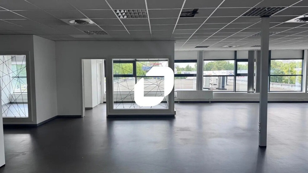 41 Avenue Du Rhin, Strasbourg for lease - Interior Photo - Image 3 of 8