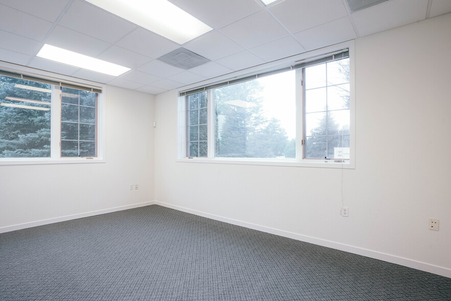 7660 Goddard St, Colorado Springs, CO for lease - Building Photo - Image 3 of 12