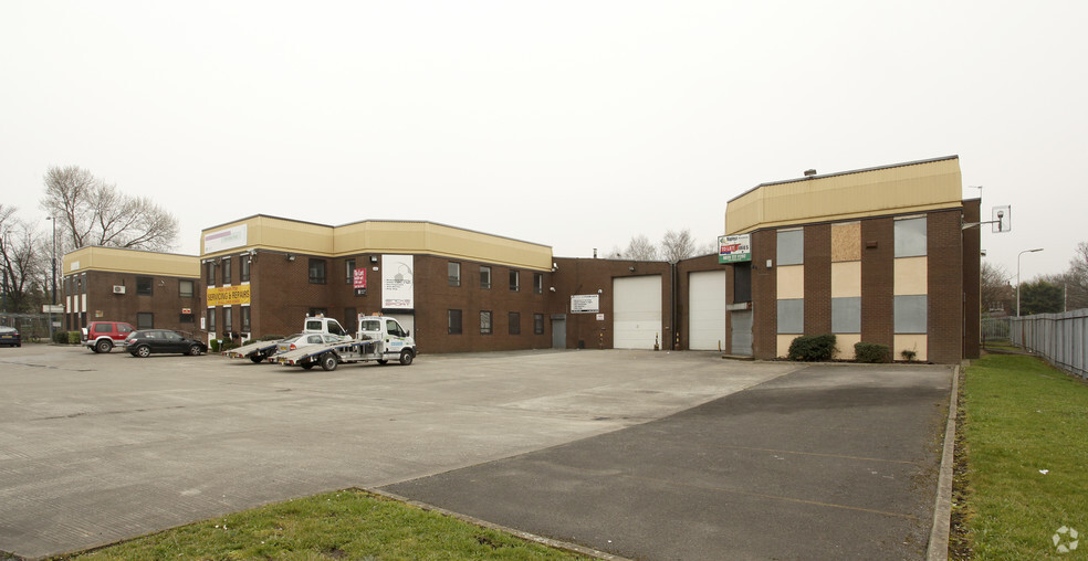 Mode Wheel Rd, Salford for lease - Building Photo - Image 2 of 2