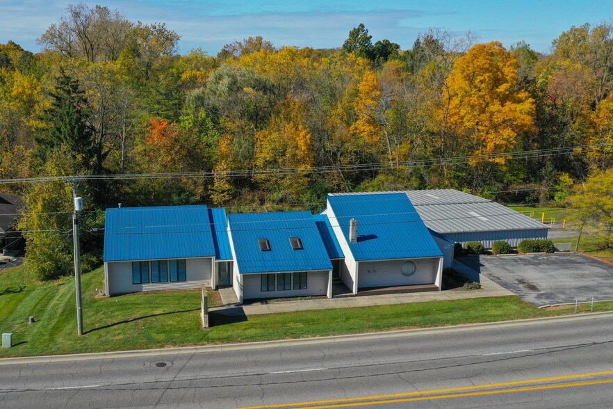 9915 Coldwater Rd, Fort Wayne, IN 46825