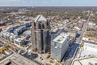 301 N Elm St, Greensboro, NC - AERIAL  map view