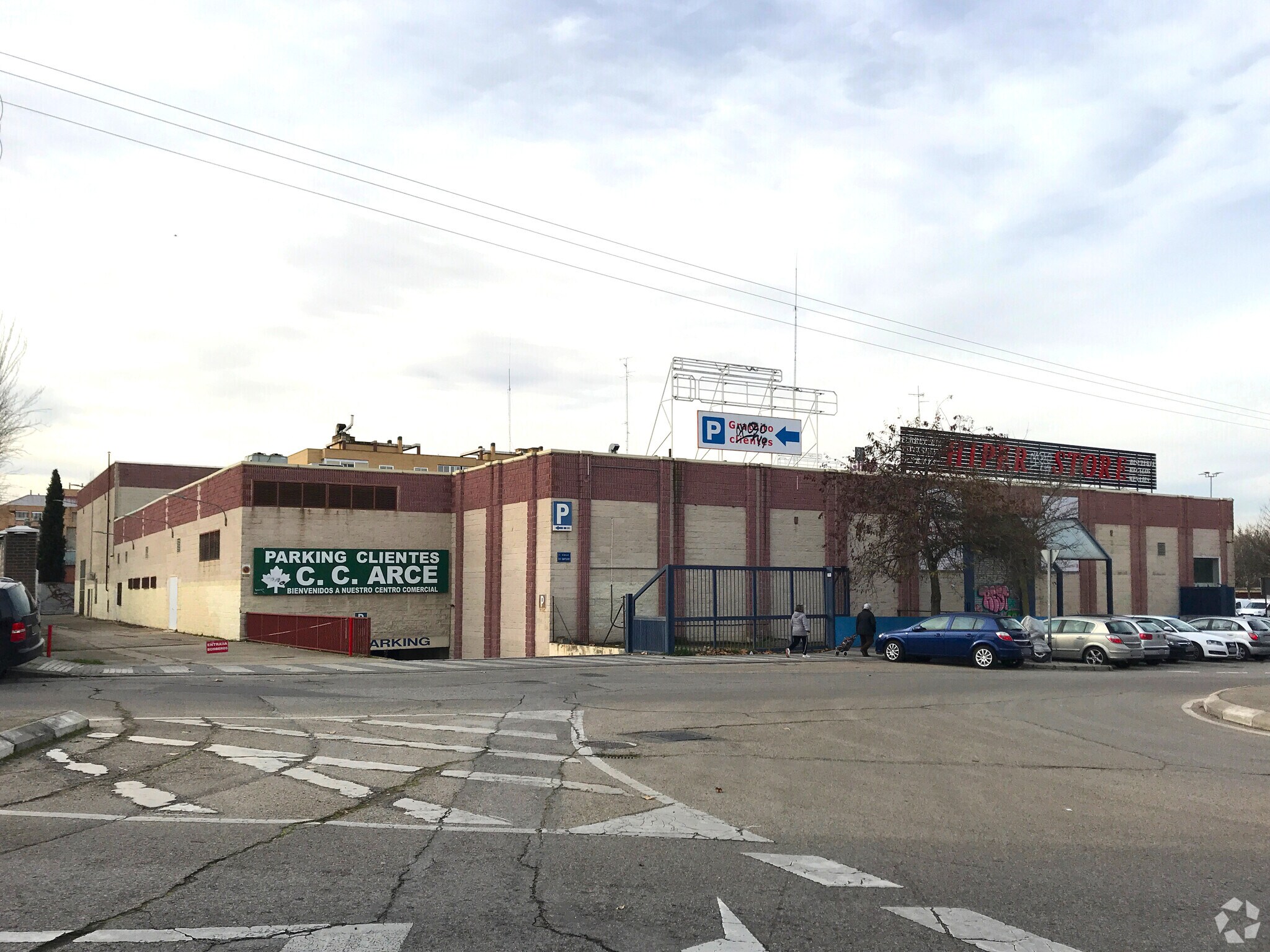 Calle Cid Campeador, 7, Móstoles, Madrid for lease Primary Photo- Image 1 of 3