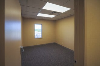 10800 Lyndale Ave S, Bloomington, MN for lease Building Photo- Image 2 of 13