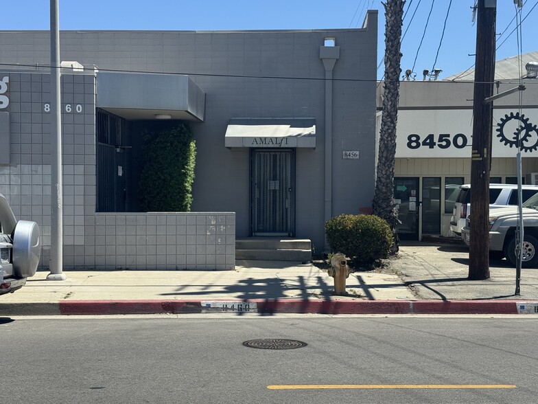 8456 San Fernando Rd, Sun Valley, CA for lease - Building Photo - Image 1 of 11