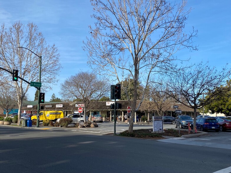 2655-2675 Middlefield Rd, Palo Alto, CA for lease - Building Photo - Image 2 of 8