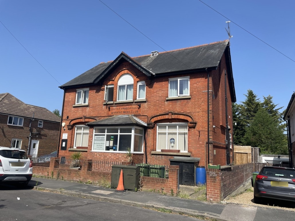 45 York Rd, Farnborough for sale Primary Photo- Image 1 of 10