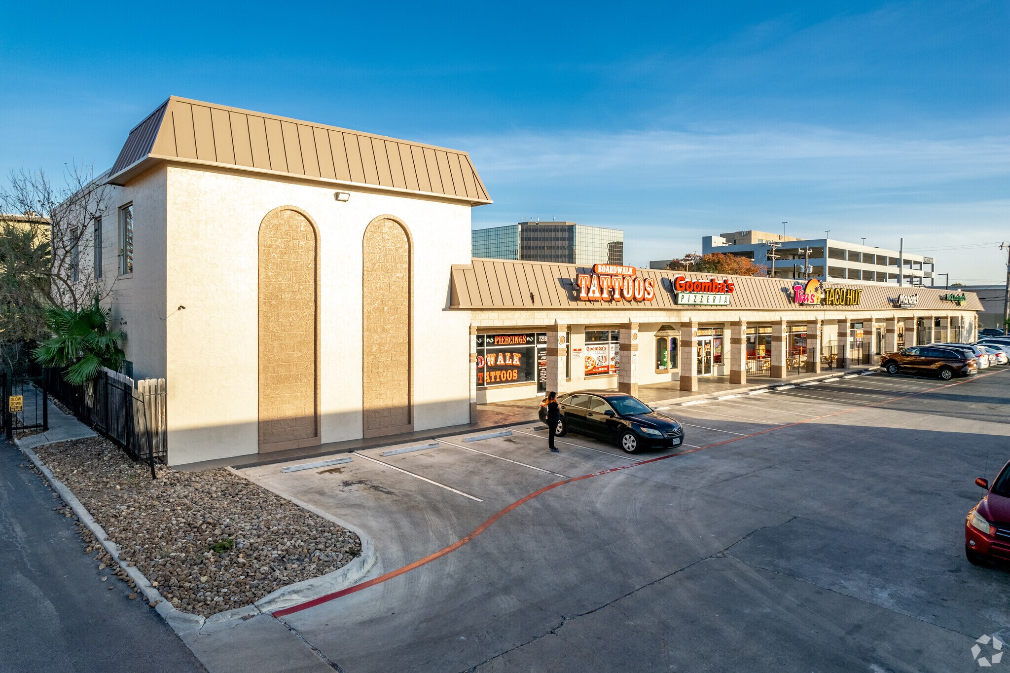 7208-7224 Blanco Rd, San Antonio, TX for sale Primary Photo- Image 1 of 1