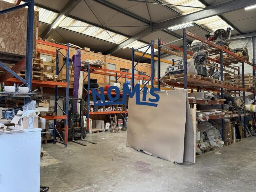 Location Local d'activités 319 m² - Photo 1