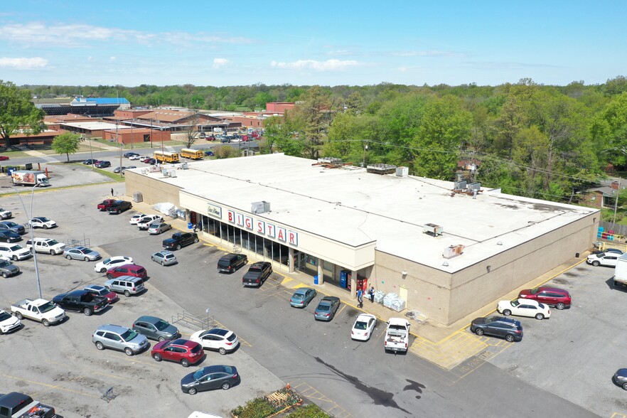 429 W Broadway, West Memphis, AR for sale - Building Photo - Image 1 of 1