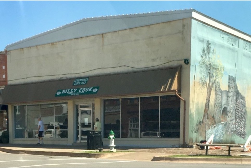 219 W Muskogee Ave, Sulphur, OK for sale Primary Photo- Image 1 of 1