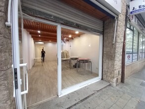 Retail in El Vendrell, Tarragona for lease Interior Photo- Image 1 of 4