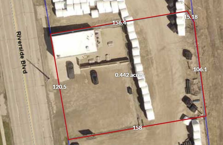 1742 Riverside Blvd, Sioux City, IA 51109