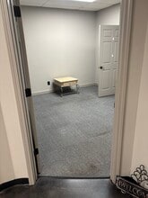 475-477 Haywood Rd, Greenville, SC for lease Interior Photo- Image 1 of 5