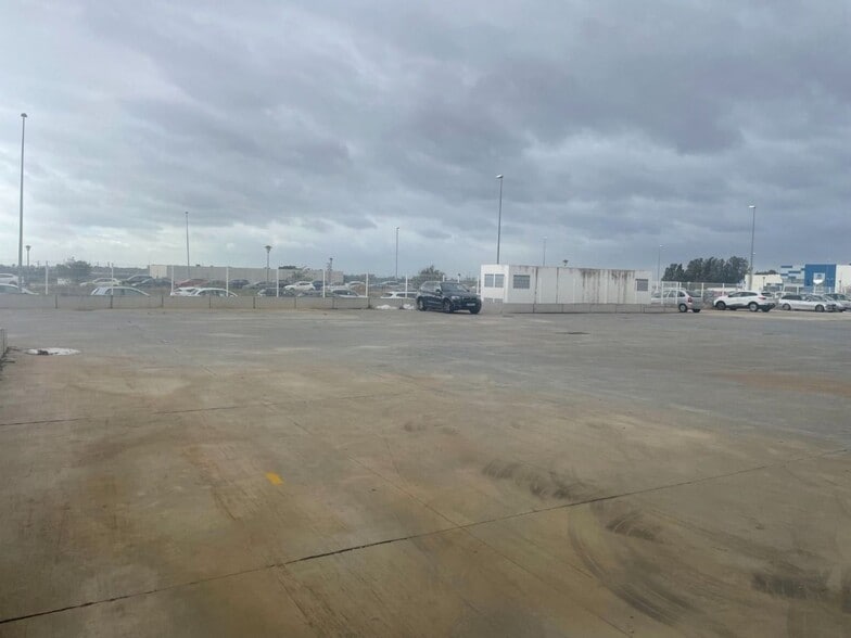 Polígono Parque Logístico, 4, Carmona, Sevilla for lease - Building Photo - Image 3 of 36