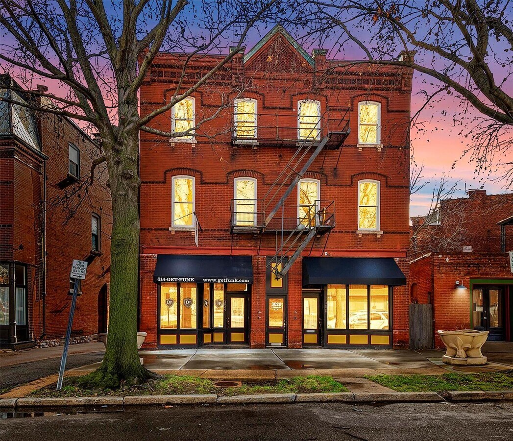3024 S Jefferson Ave, Saint Louis, MO 63118