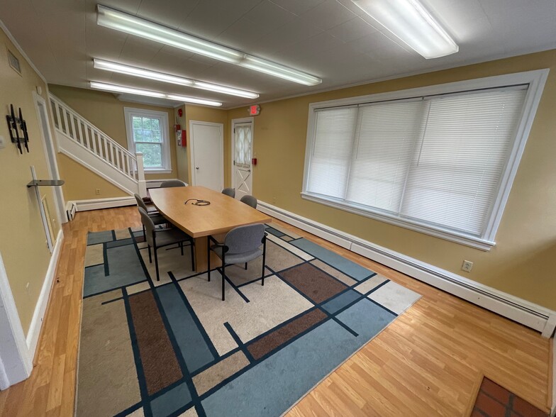 420 N Spring Garden St, Ambler, PA for lease - Interior Photo - Image 1 of 6