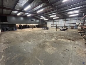 3300 Lillian Blvd, Titusville, FL for lease Interior Photo- Image 1 of 2