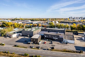6196-6210 Rue Notre-Dame O, Montréal, QC - AERIAL  map view