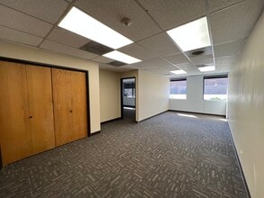 5730 E Otero Ave, Centennial, CO for lease Interior Photo- Image 1 of 6