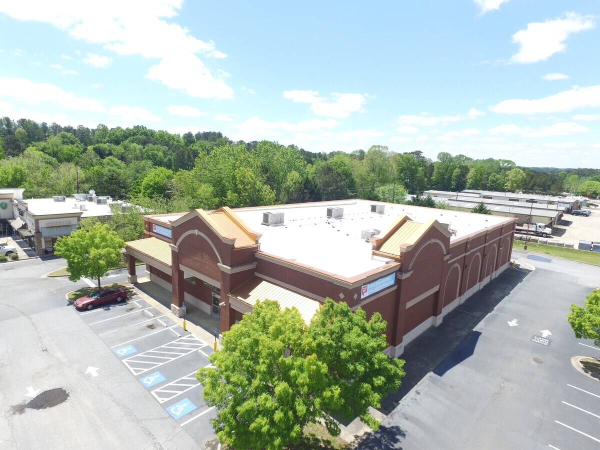 4815 Canton Rd, Marietta, GA 30066