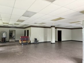 2212 Old Furnace Rd, Boiling Springs, SC for lease Interior Photo- Image 1 of 4