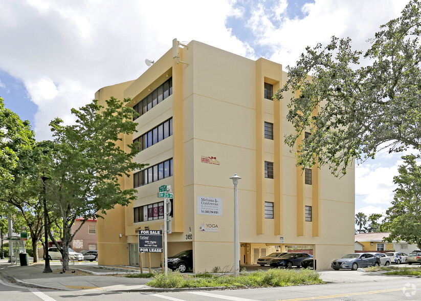 2490 Coral Way, Miami, FL for sale - Primary Photo - Image 1 of 1