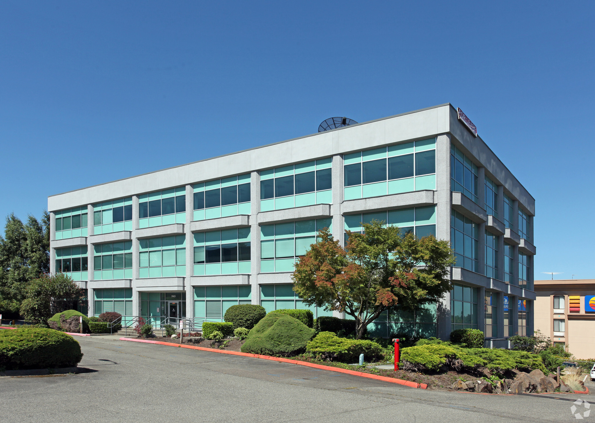 19415 International Blvd S, Seatac, WA for sale Primary Photo- Image 1 of 1