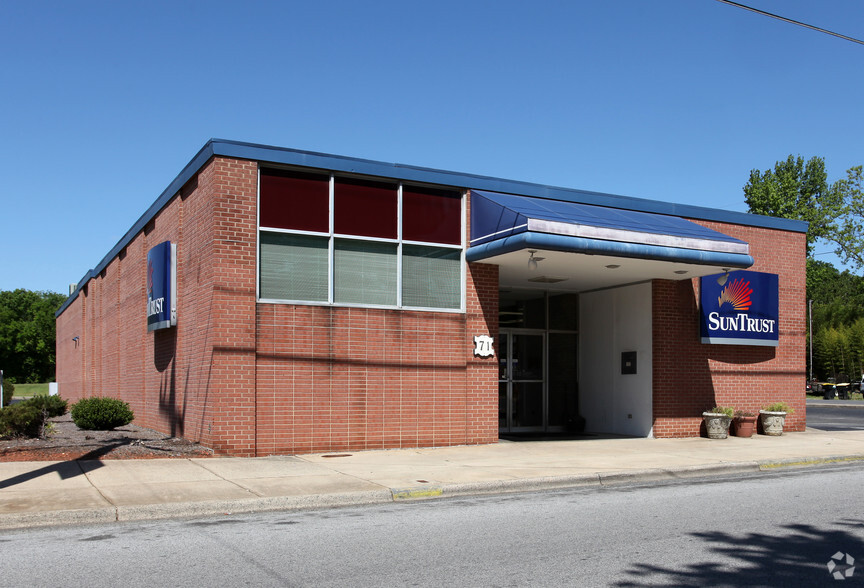 71 N Main St, Denton, NC for sale - Primary Photo - Image 1 of 1