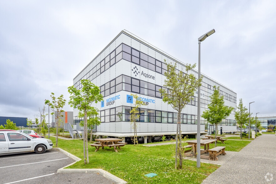 11 Rue Du Professeur Pierre Vellas, Toulouse for lease - Primary Photo - Image 1 of 10