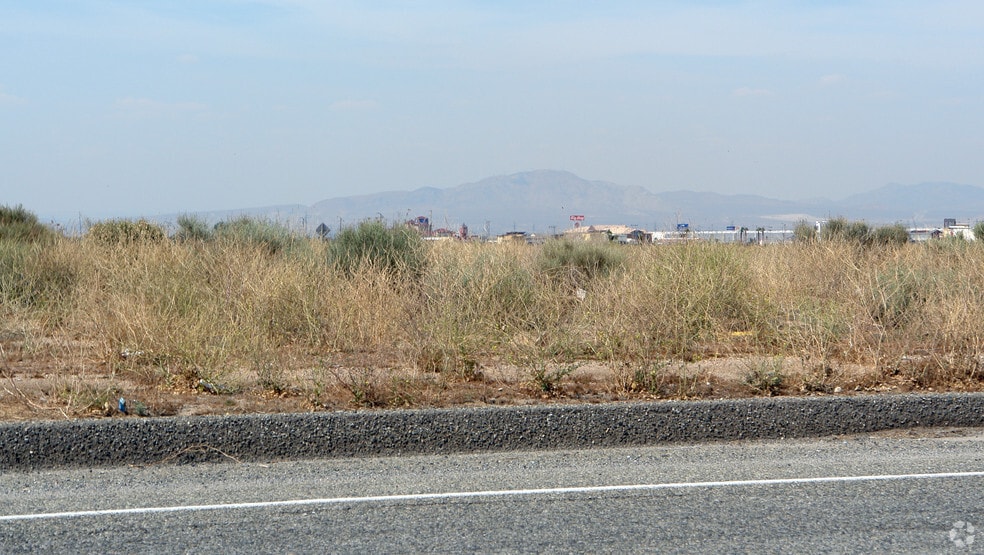 Mesa Linda & Poplar, Hesperia, CA 92344