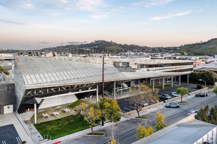 3530 Hayden Ave, Culver City, CA for lease - Aerial - Image 2 of 12