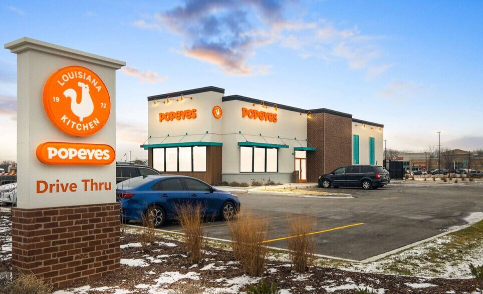 3439 Orchard Rd, Oswego, IL 60543