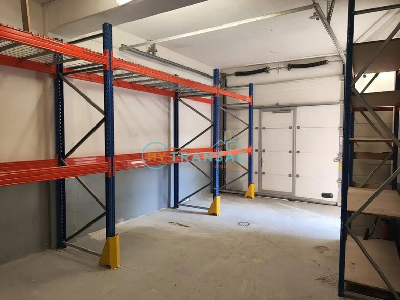 Flex in Brie-Comte-Robert for sale - Interior Photo - Image 1 of 10